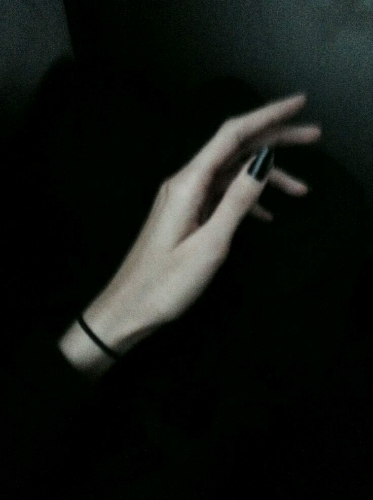 Kat On Twitter Thin Hands Are Very Important For Me Thinspo 