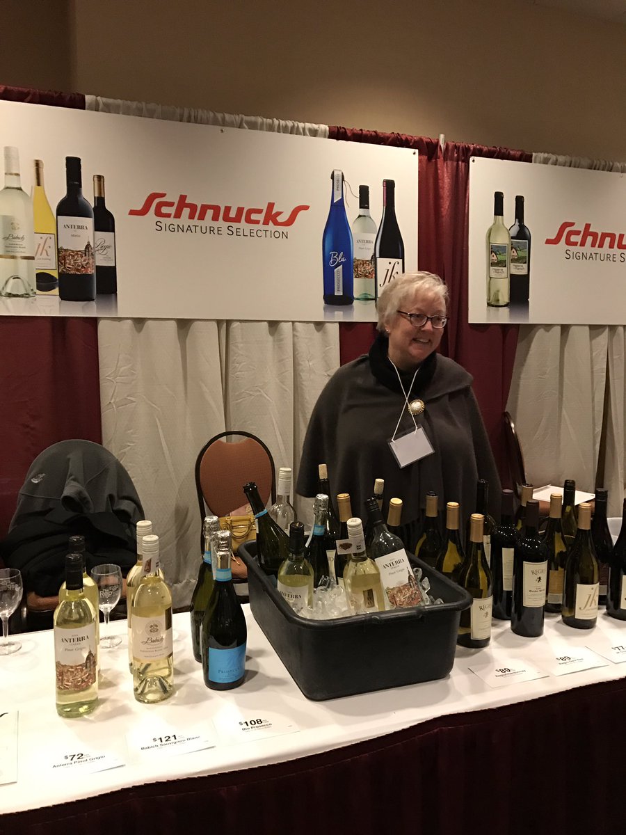 spiritssipssuds's tweet photo. C'mon by #STLFWE @SchnuckMarkets @repstl and try some of our delicious exclusives https://t.co/rGRFmgHnfk