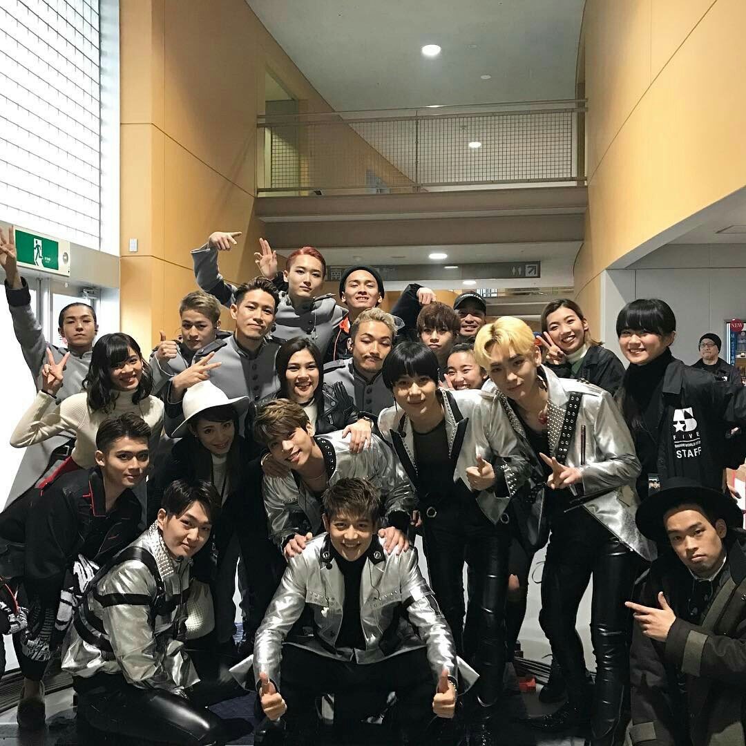 _SHINeeKey_b's tweet photo. dream team of shinee!!!! love you so much https://t.co/hlemlLAP6K