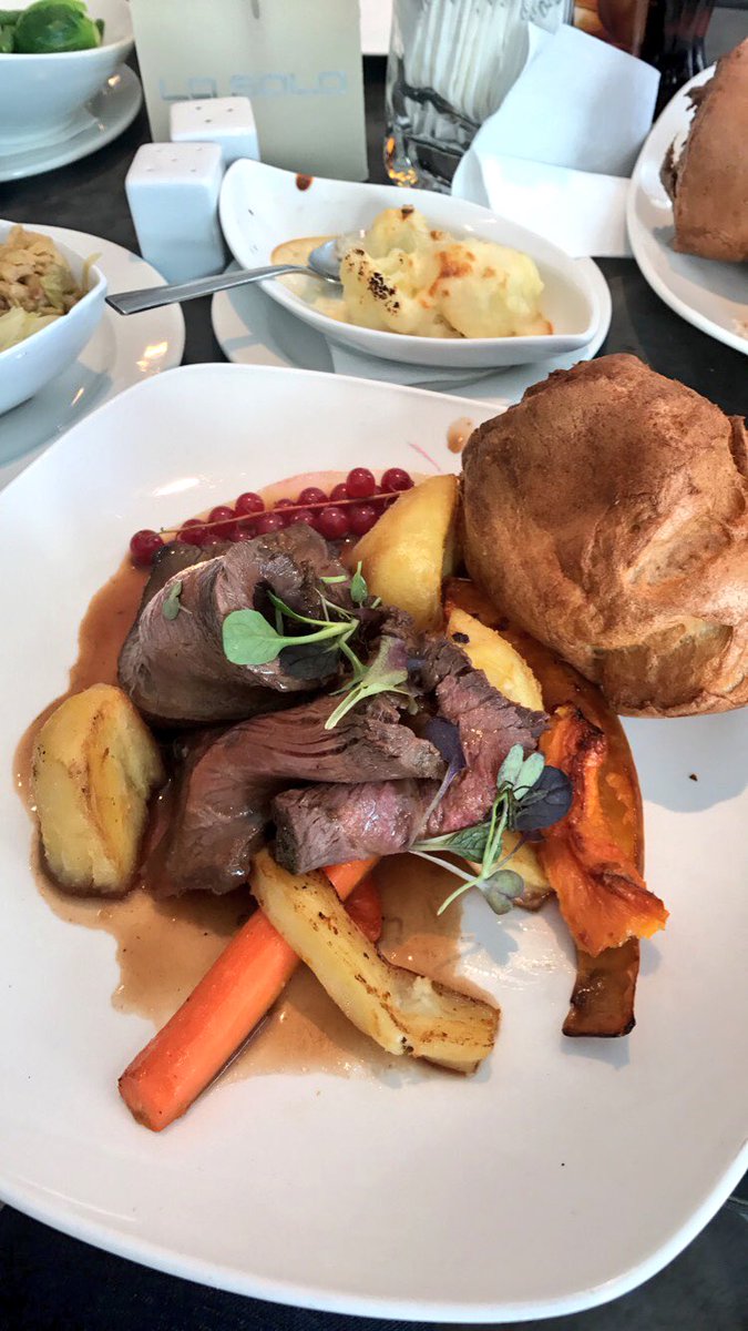 The best #SundayLunch around <a href="/LaSalaBanus/">La Sala</a> #sundays #puertobanus