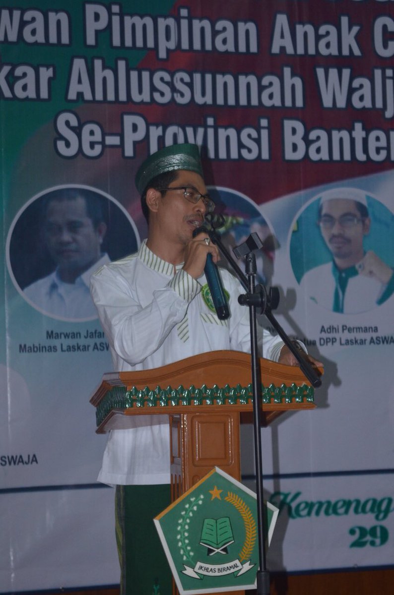 ThobinkAt's tweet photo. Lantik 117 DPAC Laskar Aswaja Se Prov Banten, #LaskarAswajaTangkalKomunisme @dpplaskaraswaja @marwan_jafar @cakiminpkb @jokowi https://t.co/bnPMnYgHUw