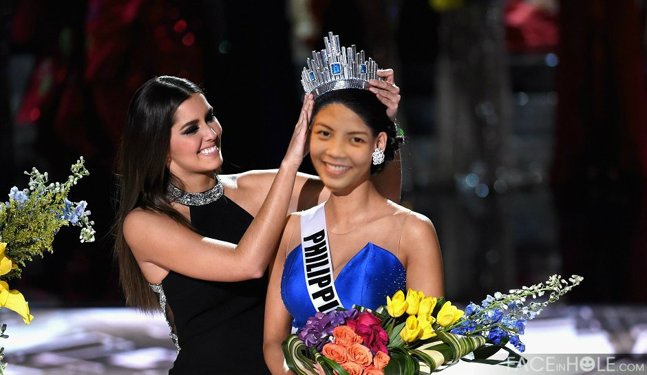 heyzeeyel's tweet photo. Throwback 2016 :) #MissUniverse #Philippines https://t.co/oCqMmhakXp