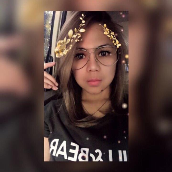 Come hangout with me on #BIGOLIVE. web.live.bigo.sg/2115890218_148…