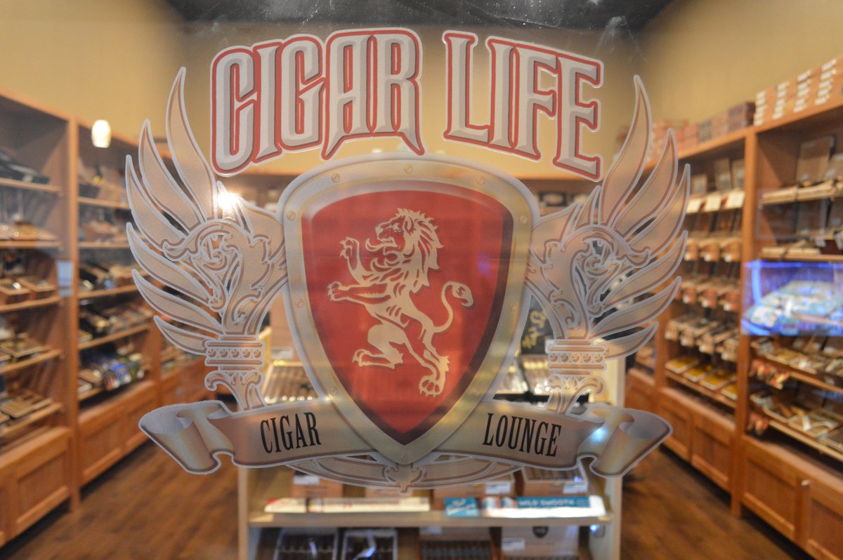 FBuhrmaster's tweet photo. Brand New #shopspotlight on Cigar Life
#cigar #thesmokemasterblog #cigarlife #florida https://t.co/9P9licBBnx