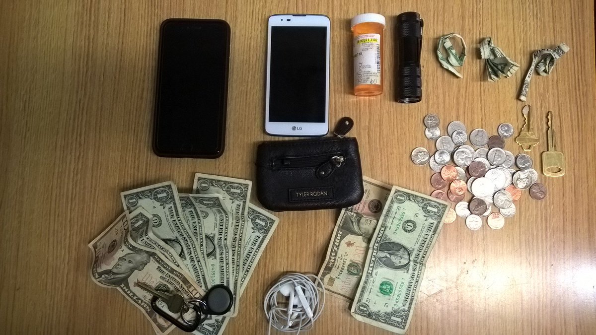 SBANYPD_Archive's tweet photo. ππΌRT @nypd63pct: Car break-ins? Call #63CONDITIONS π 2 arrests in #MillBasin Phenomenal work PO Schlitt & Sgt Taylor https://t.co/wsgPGIXwsJ