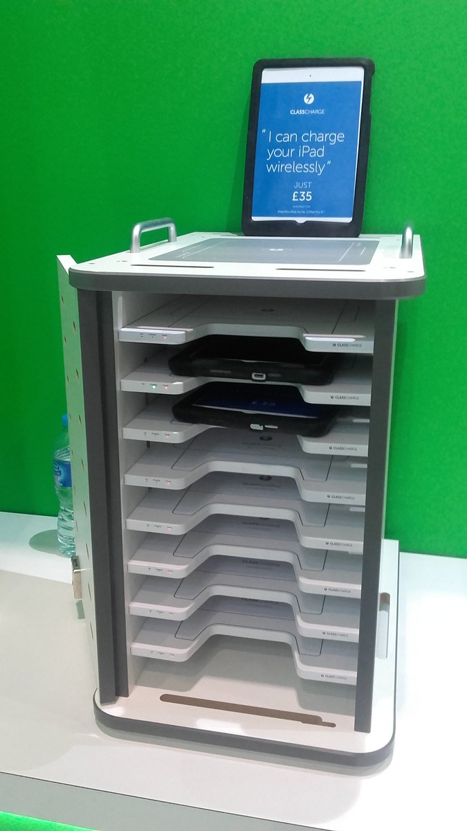FlipThemAll's tweet photo. Realitat Virual, PDI's sense projectors,càrrega de dispositius i kits de muntatge(d'estructures o robots),han arribat per quedar-se a l'aula https://t.co/TtdN12M6J0