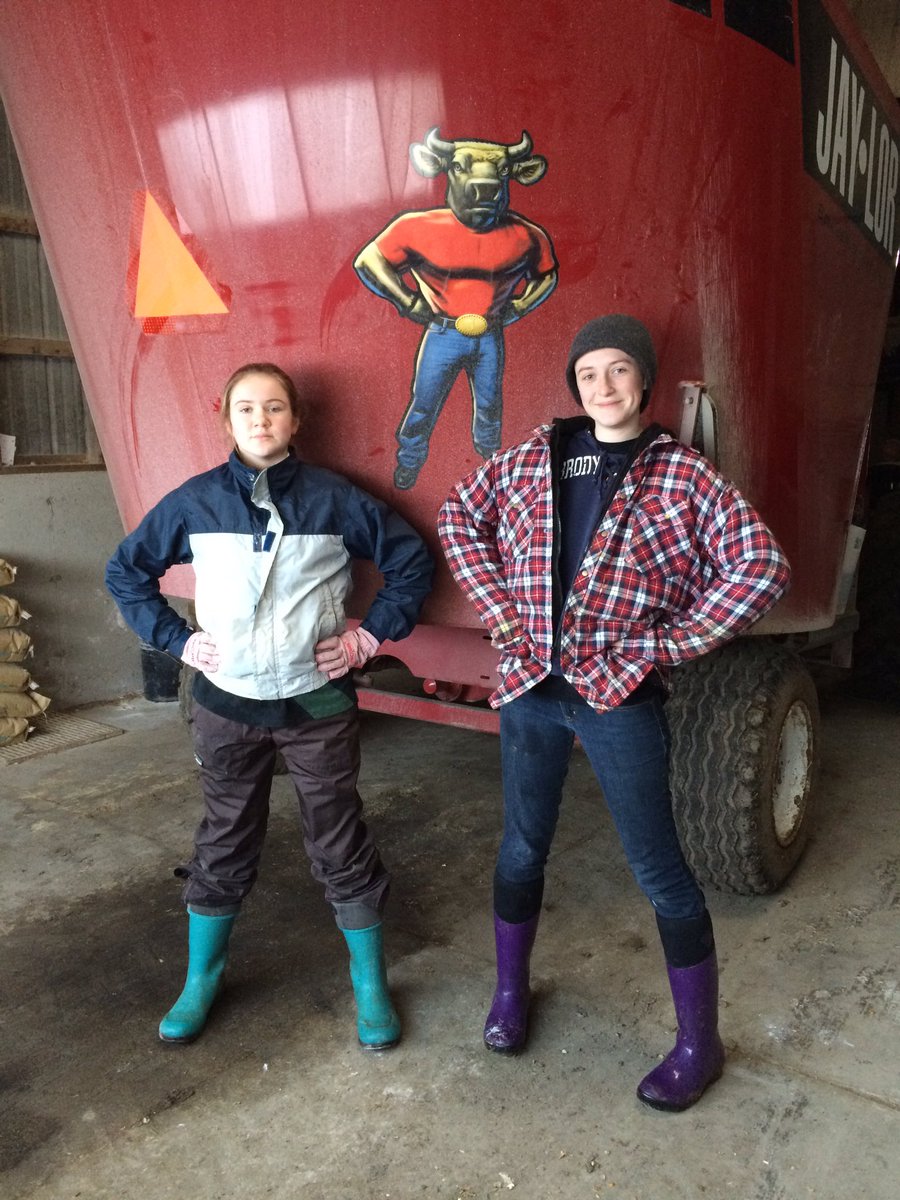 LoriCaughey's tweet photo. Testing out @myjaylor 5575 #TMRmixer Kids like the bull.💪 https://t.co/4npBBbiB9N