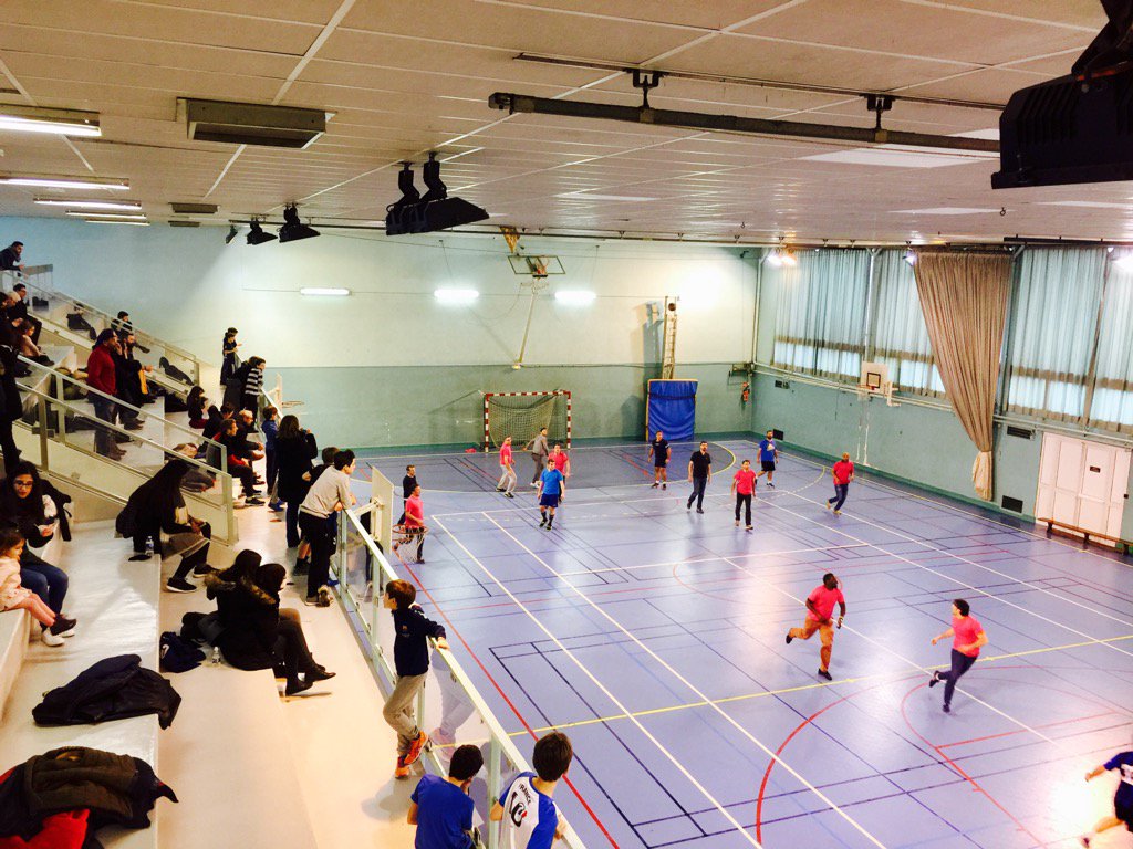 Match adhérents-parents ambiance conviviale avant retransmission 🇫🇷🇳🇴 #phenomenalhandball #Handball2017 <a href="/Nogent94130/">Nogent-sur-Marne</a>