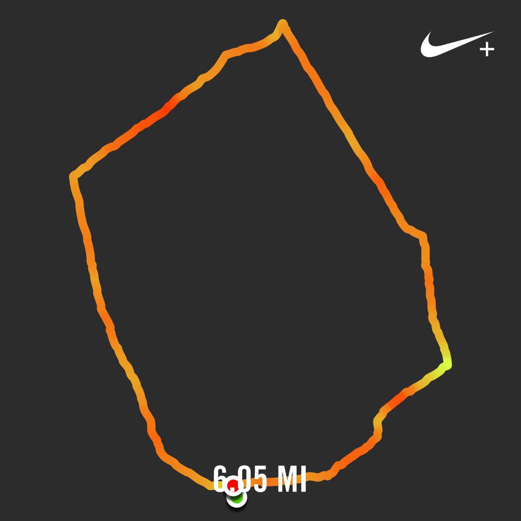 cdel31's tweet photo. Sunday morning run @NikeRunning #runqueens @KimberlyDelan13 https://t.co/DbVl4o9pTi