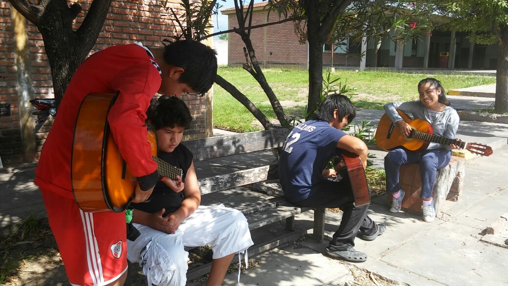 zonaoestesalta's tweet photo. Zona Oeste en distintos talleres que ofrece para los niños en verano https://t.co/ecCU7umn6D