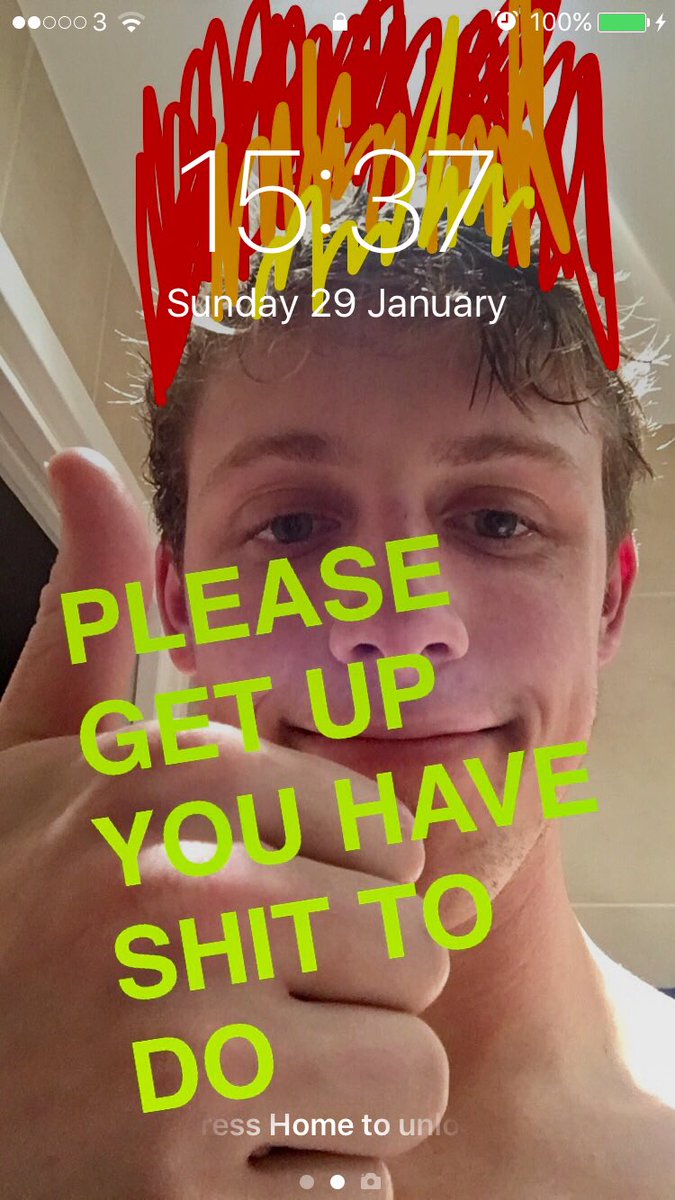 wroetoshaw's tweet photo. Woke up to this as my lock screen, evidently 5AM me is sick of my inability to get out of bed https://t.co/9dietGxWIb