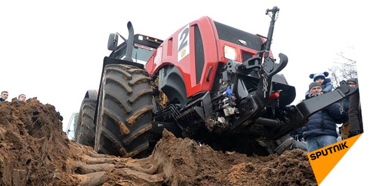 sputnik_afrique's tweet photo. Un #rallye de #tracteurs #Paris-#Mossar étonnant!
>> https://t.co/3nYg3XCPx8
#Biélorussie https://t.co/vUxnuIlaFt