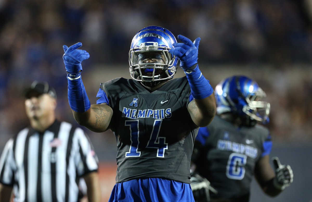 connorchoate1's tweet photo. I am committed to memphis. #godisgood https://t.co/4GWqPAqNV1
