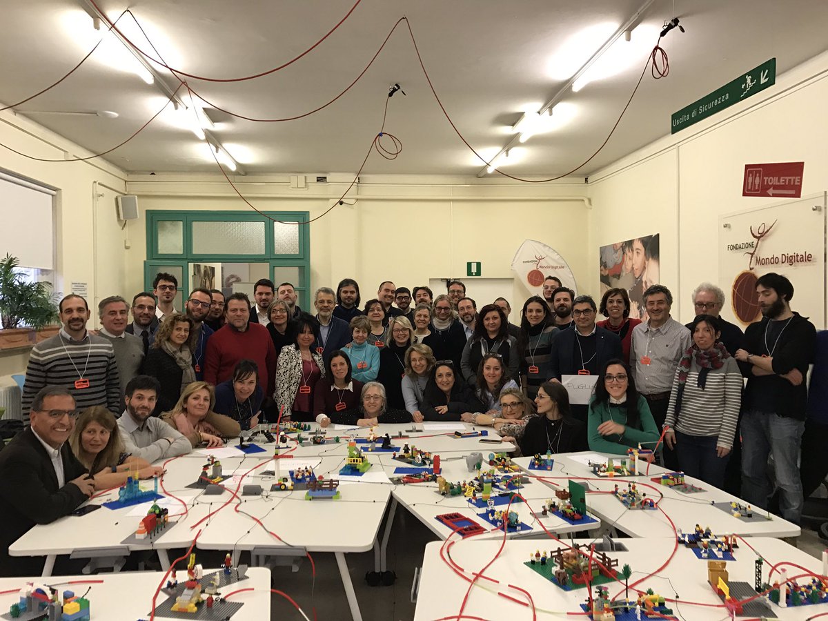 Francy_fmd's tweet photo. Si conclude così questa tre giorni alla #palestrainnovazione @fmdigitale grazie a tutti! @MirtaMichilli @AlfonsoHMolina https://t.co/6C0ikrxpZe