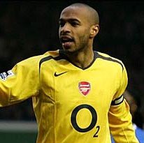 TheHeadtoHead's tweet photo. Who is better? Past or present...

RT for Henry
LIKE for Suarez https://t.co/JUK8K7PVLW