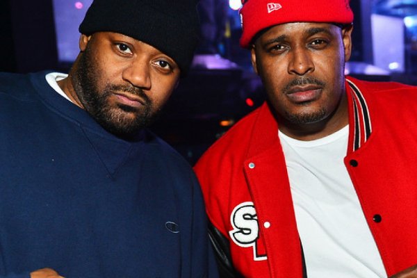 PapeChaseDotCom's tweet photo. Sheek Louch Announces 'Wu Block 2' Album With Ghostface Killah @REALSHEEKLOUCH @ghostfacekillah https://t.co/mfDHO4C6i3 https://t.co/U6Cntwe8t2