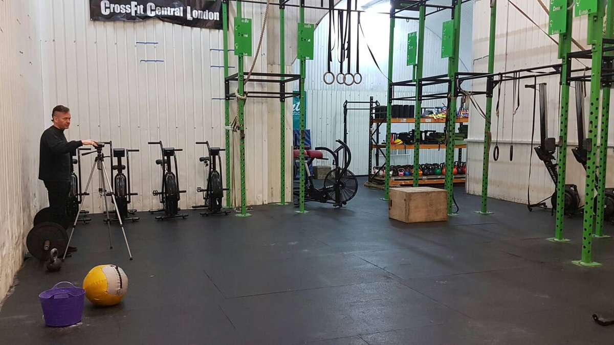 CFCLBox's tweet image. &quot;Too old to die young, too fit to quit.&quot; Filming a video for Scale the Heights masterclass #cfclbox #scaletheheights