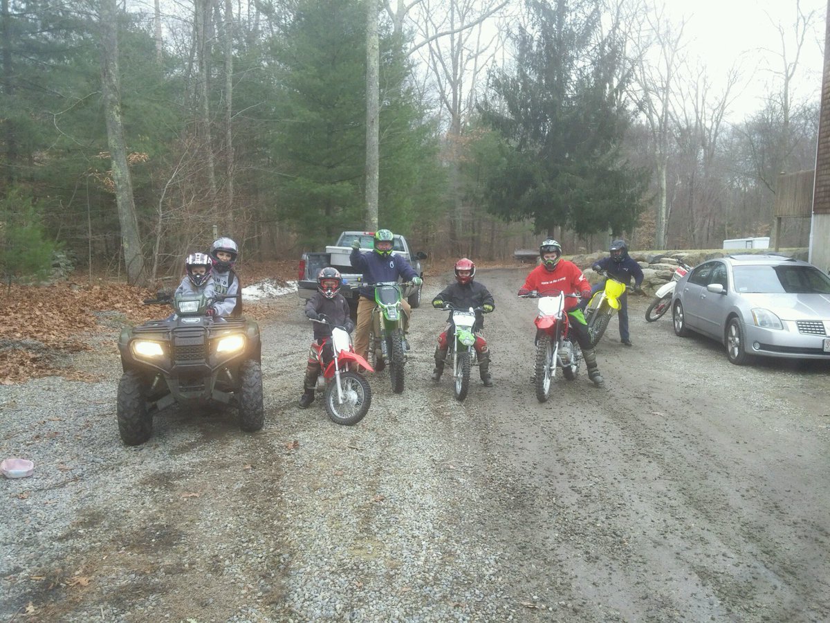 ChilauskasBill's tweet photo. #Dirtbike #braaap https://t.co/ke0S3cVWo3