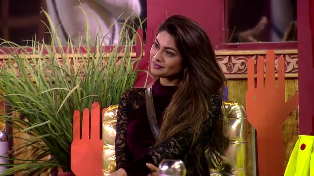mausiquiii's tweet photo. #WelcomeBackLopa
You won our hearts β€ and i want to become like you fearless ladyπ
πͺ
Your army is waiting for youππ
@lopa9999 https://t.co/vxqaxHJ7K7