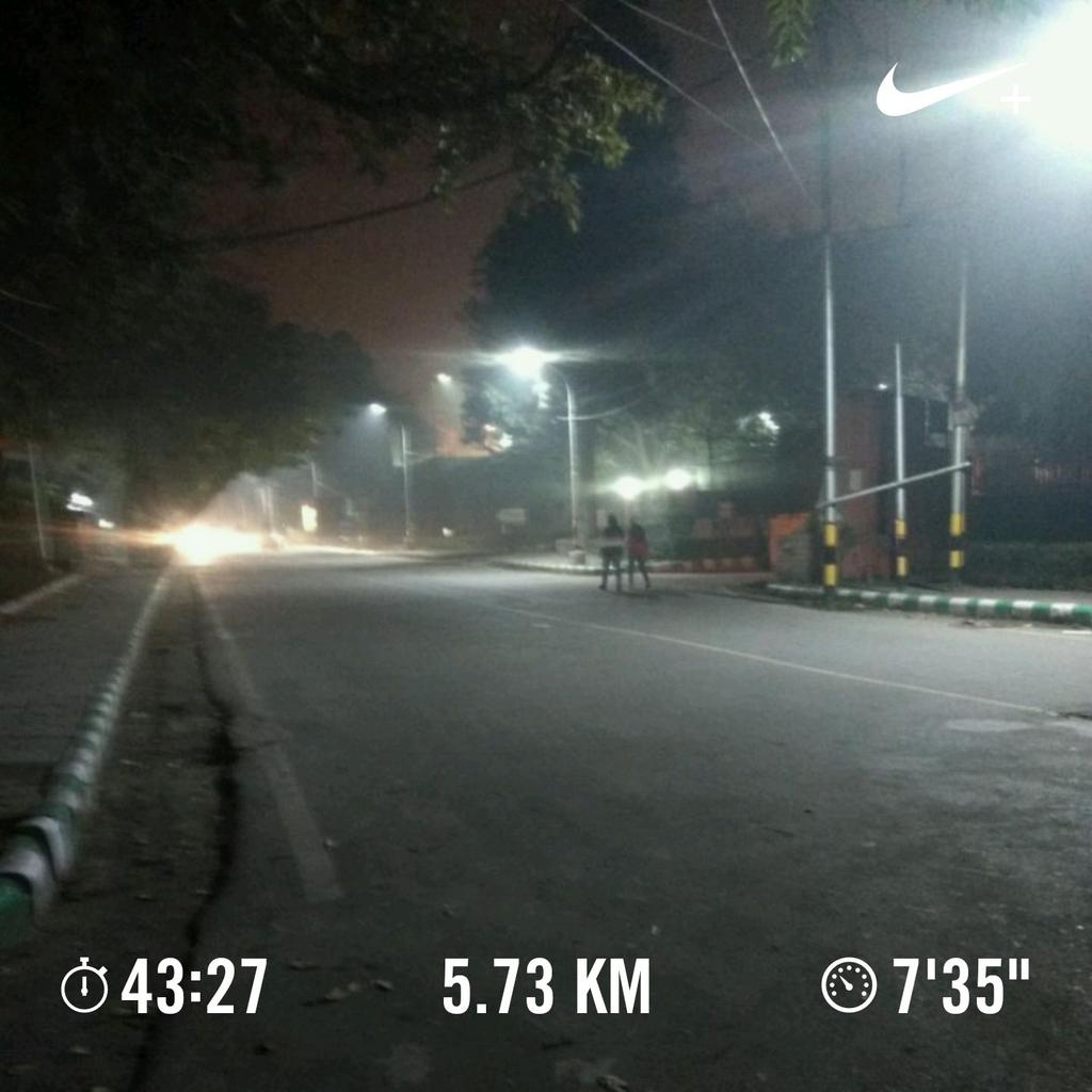 nishadkulkarni's tweet photo. Light winter run on Sunday evening. #RunLikeForest https://t.co/fN772HGiqS