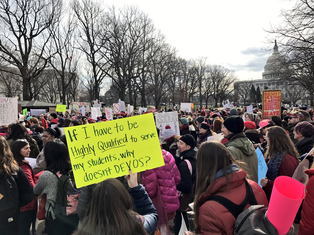 Alt_DeptofED's tweet image. #heyBetsy, this teacher has a question for you. #dumpDeVos #dc