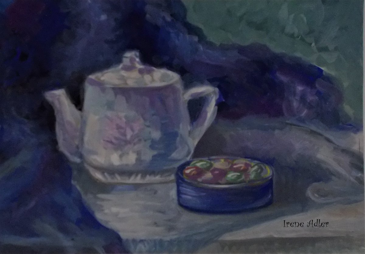 AdlerARTist's tweet photo. Homework #coldcolours #teapot #sweets #gouache #painting #stilllife #art https://t.co/iknE5vvx00