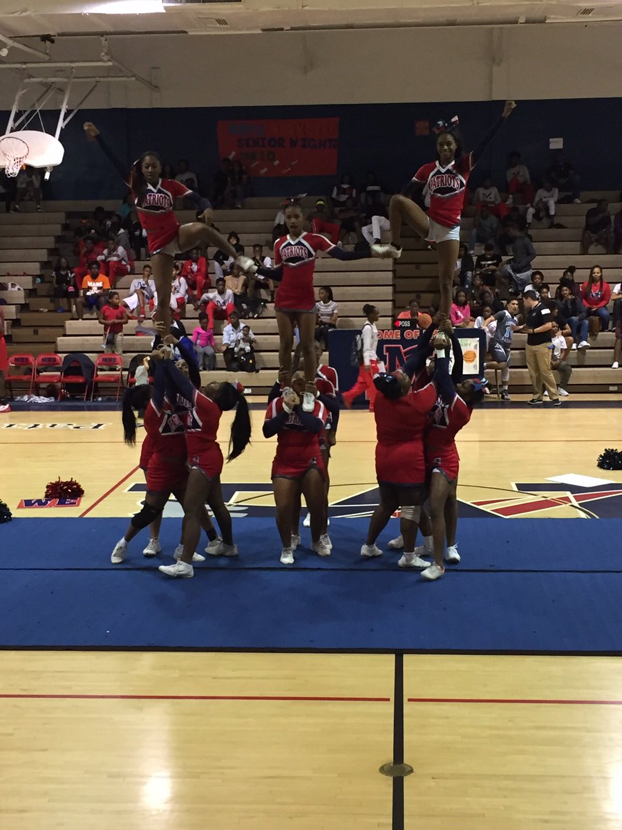 kmar719's tweet photo. My girls are ready, how about yours? #UFarena #proudAP #gopats #cheerstates #cheersisters #mhs #wbhs ❤️💙🎉@msformoso  @afrancois85 https://t.co/U72Wv8cNMb