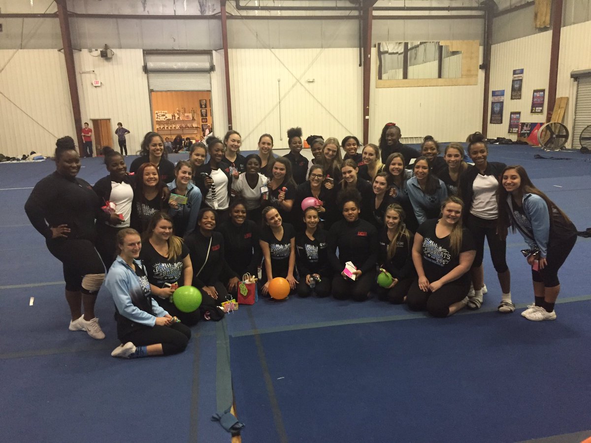 kmar719's tweet photo. My girls are ready, how about yours? #UFarena #proudAP #gopats #cheerstates #cheersisters #mhs #wbhs ❤️💙🎉@msformoso  @afrancois85 https://t.co/U72Wv8cNMb