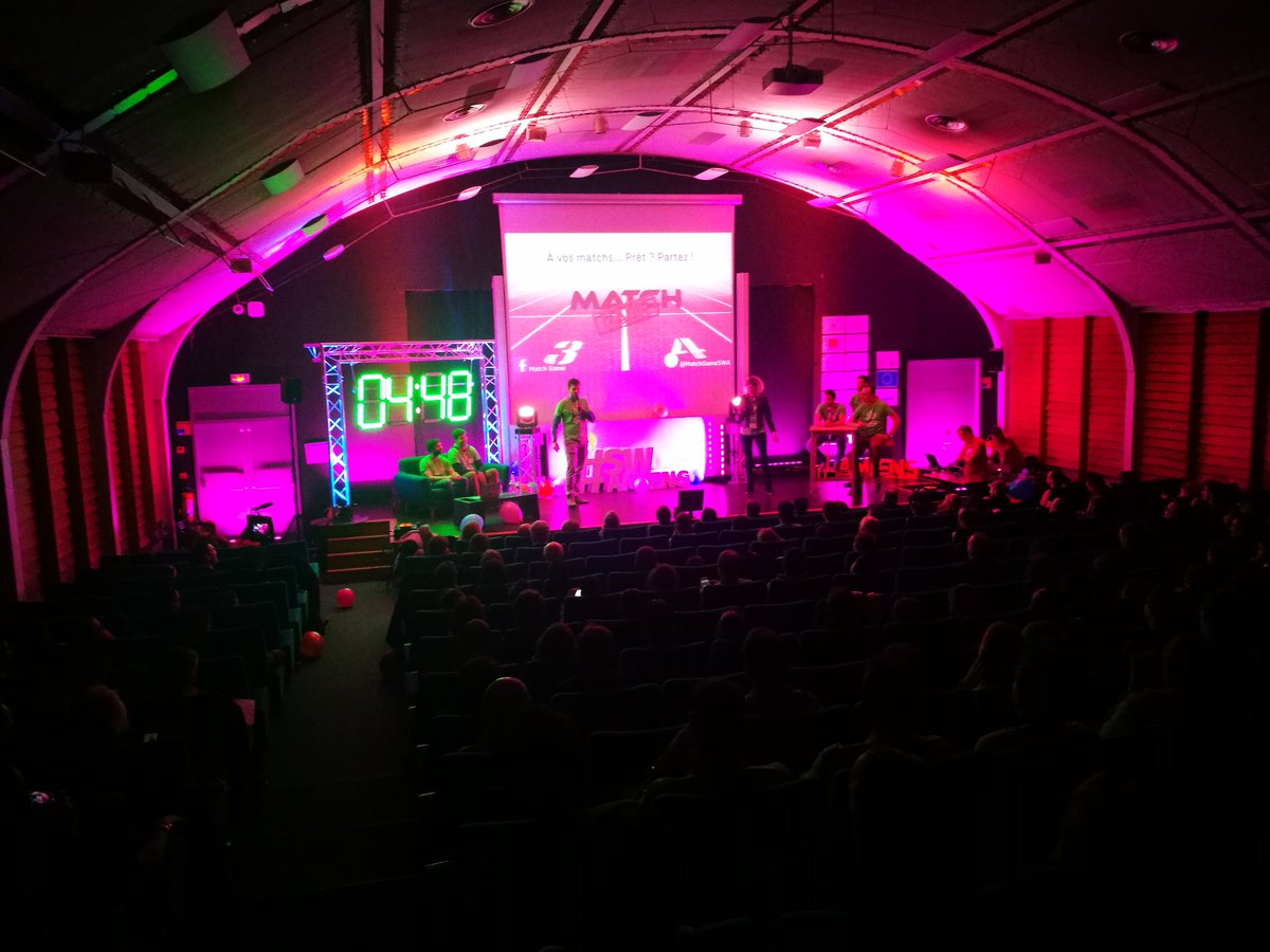 arno_vans's tweet photo. C est partie avec #MatchGame  #pitch #SWAmiens https://t.co/sqIO7nPJQ6