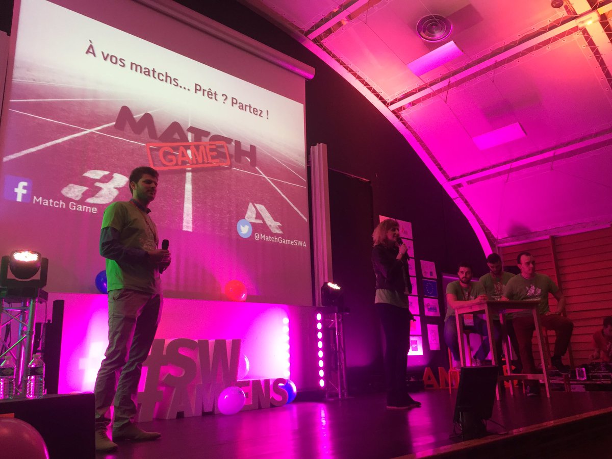 barbarapompili's tweet photo. Les premiers pitchs du start up week-end #Amiens. Un concentré d'idées et de dynamisme. L'avenir est  aussi là. Bravo ! #swamiens https://t.co/HcF67Pf3ix
