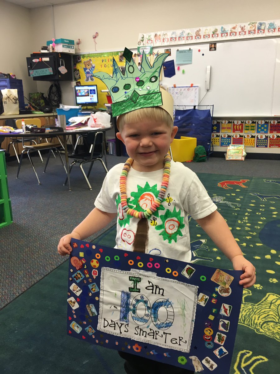 kinderfun1's tweet photo. Ss celebrate 100 days of learning! #celebratelps @CitrusSchools #100thday @cmmelmom https://t.co/cC37tbcVcj