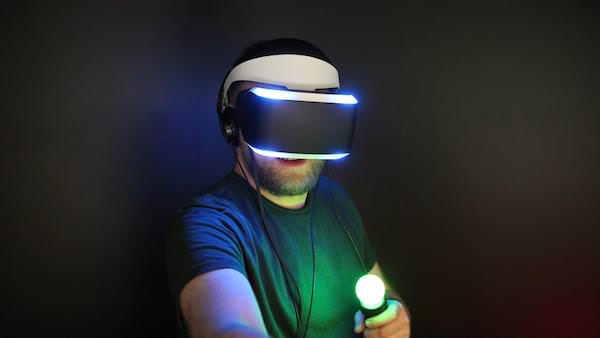 A vous la parole : avez-vous craqué pour la Réalité Virtuelle ? kgeek.co/2jjwYOk
