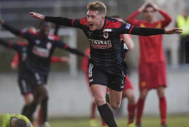 DailyWeeds's tweet photo. Antwerp wins, 2-4! Still top of the league 🤐 Belgium's oldest club working hard for promotion again #RAFC #TubAnt #TubRAFC #ProximusLeague https://t.co/C4U8npCPYL