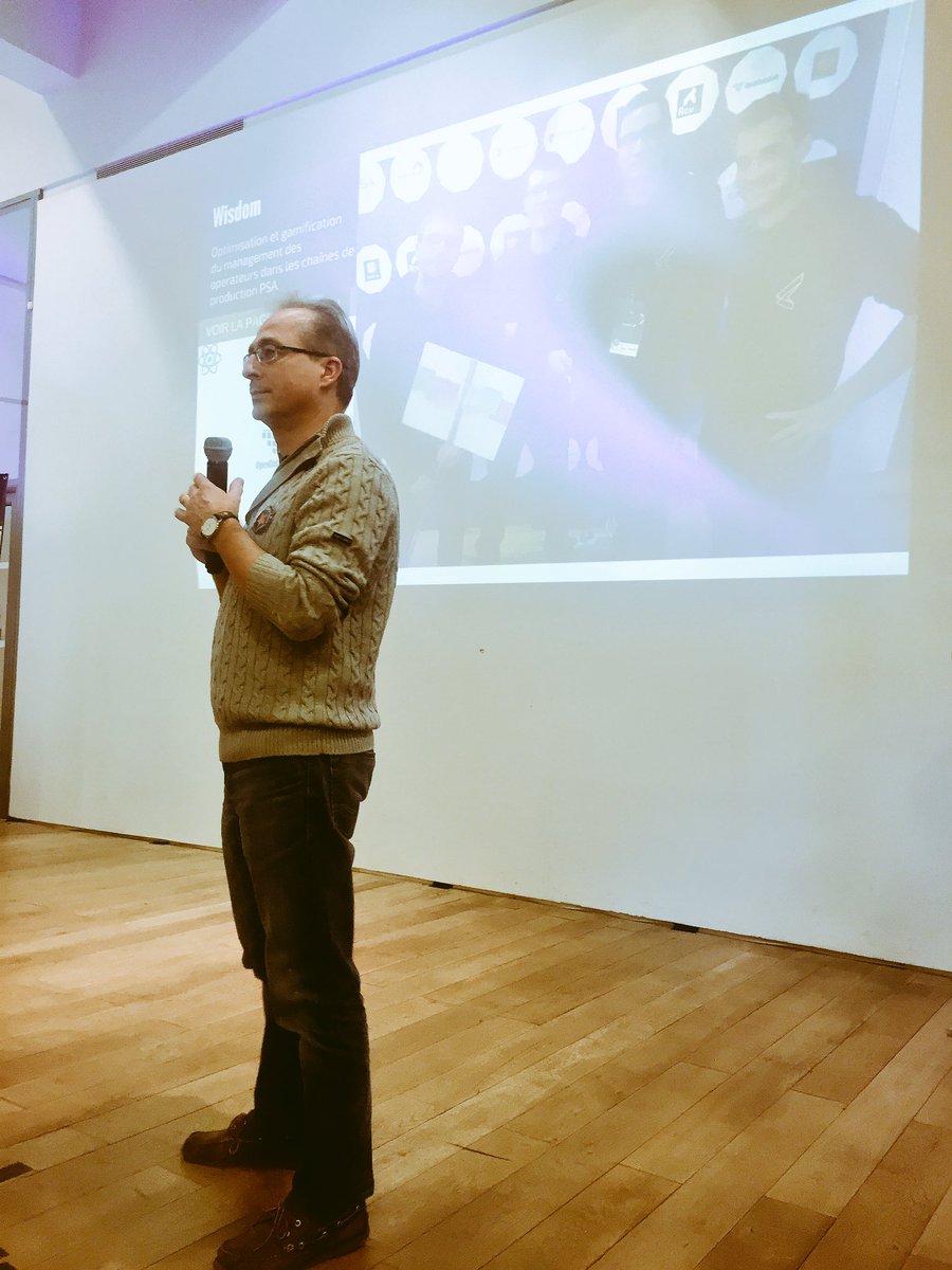 BeMyAppFR's tweet image. Gaël Lemoine @GroupePSA Prix de l'algorithme revient à Wisdom @LinkValue #bravo #predictivefactory