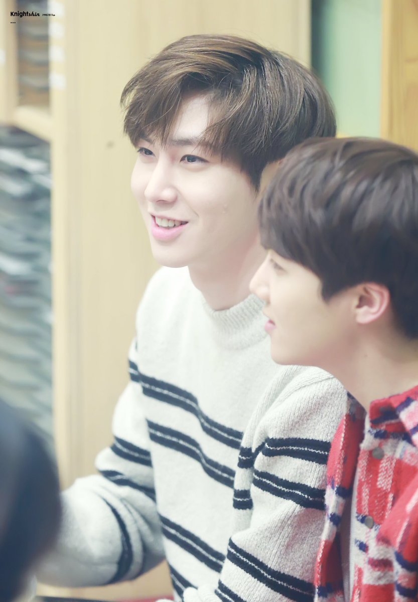 jmnida22's tweet photo. 170116 KTR HQ✨ #펜타곤 #PENTAGON #신원 #SHINWON https://t.co/9eTo8J77SP" #knightshin