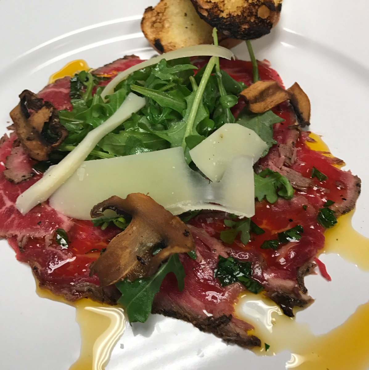 Chef Tom Milne tweet media