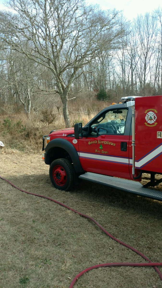 UFDRI's tweet photo. Crews working a 1/4 acre brush fire this morning. https://t.co/MygDiCq6LF