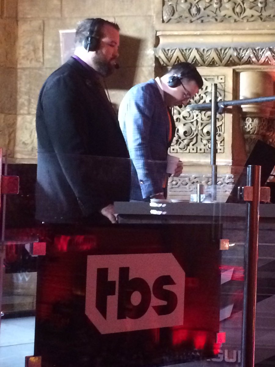 Got the two best CSGO casters for the Finals! <a href="/EL/">ELEAGUE_has_moved</a> <a href="/OnFireSemmler/">Semmler</a> <a href="/OnFireAnders/">Anders</a> #eleague #ELEAGUEMajor #virtuspro #astralis