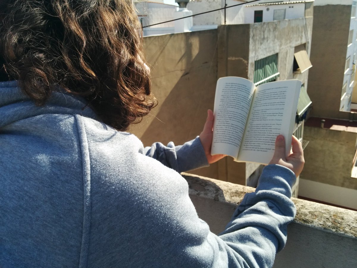 emmetzinats's tweet photo. La tranquil·litat és essencial per a llegir #CECVContemLecturaAVL https://t.co/h1y4iThZTw