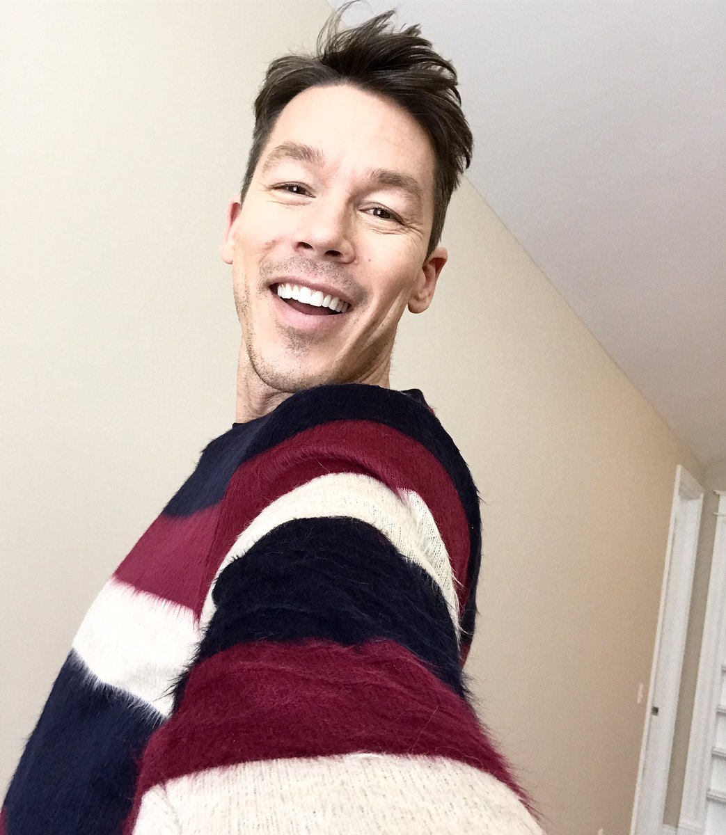 bromco's tweet photo. And another! #becauseucan #becauseican #whynot #selfie https://t.co/RPlMWYo8Kz