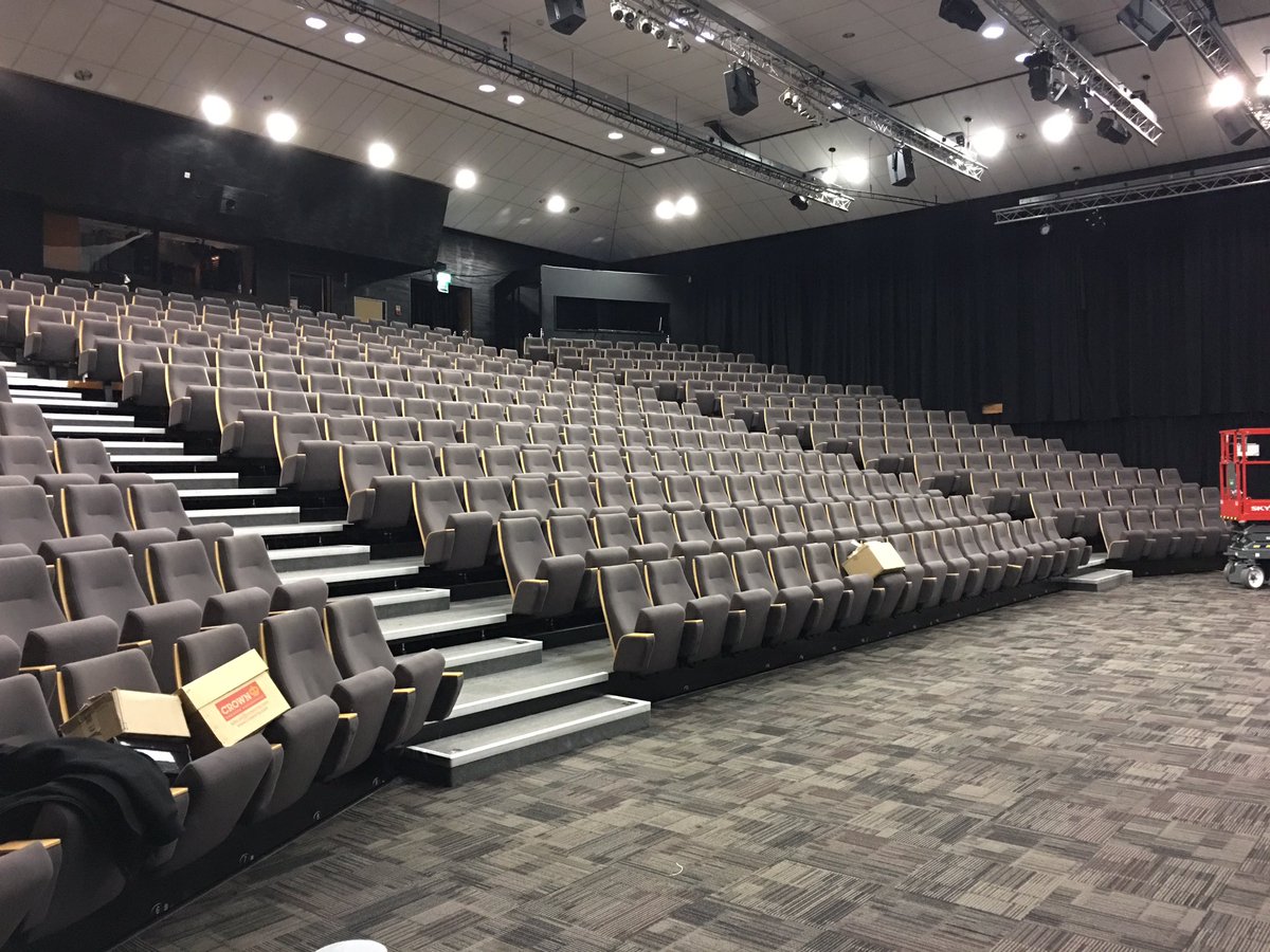 LifeMadeFun's tweet photo. The theatre of dreams for tomorrow's Stonebridge conference @iPipelineUK  #LifeGenie #SolutionBuilder https://t.co/WoPOApKPlY