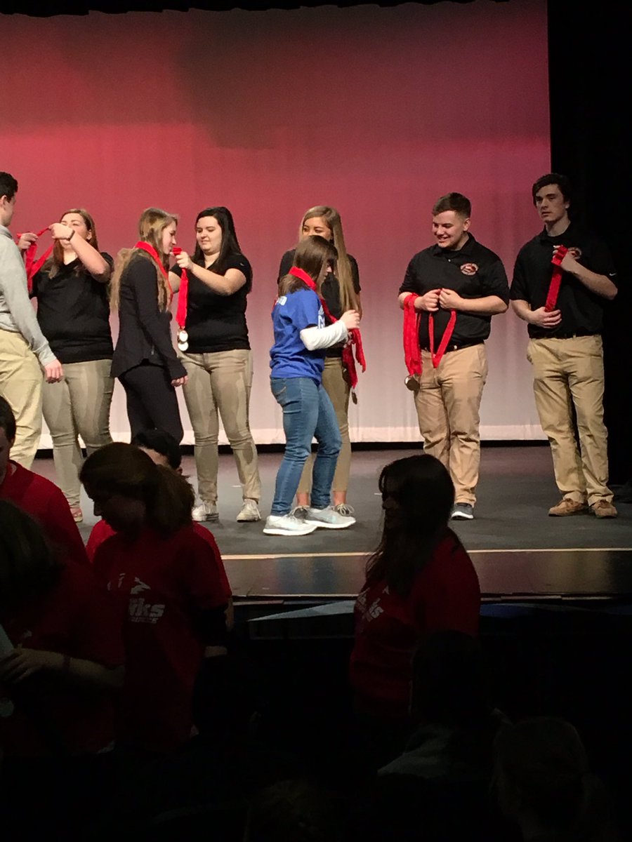 mswallsphs's tweet photo. Closing Ceremonies! Thank you @rhssgc for hosting! #MASCBocce2017 https://t.co/Cydk65X74y
