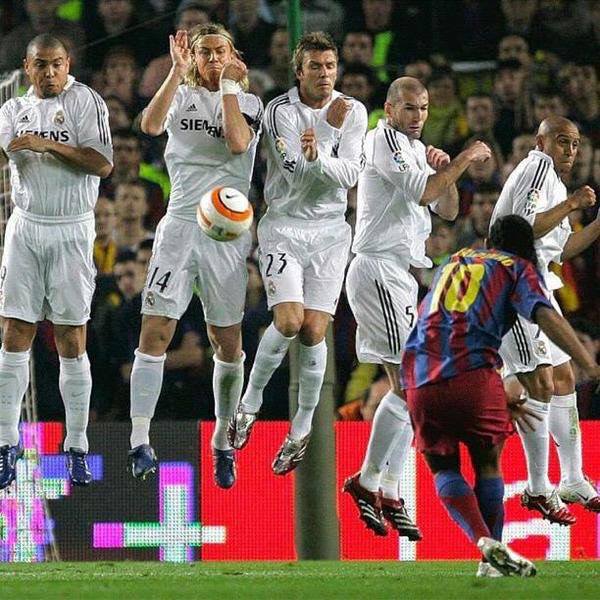 Footballtweet's tweet photo. One picture. 6 legends. https://t.co/ktOok5SunJ