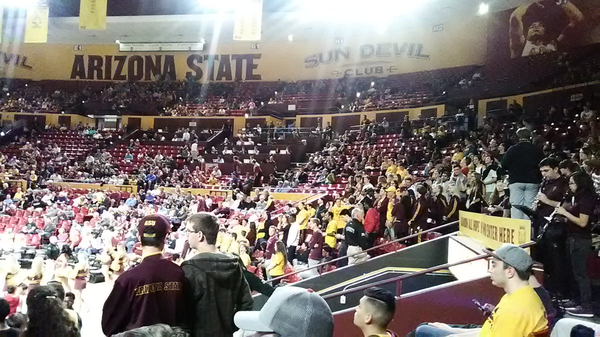 magic_mahomes's tweet photo. Feb. 17 Let's get this turnout for ⚾ @942Crew #FillTheInferno https://t.co/Pp1PV9FNHa