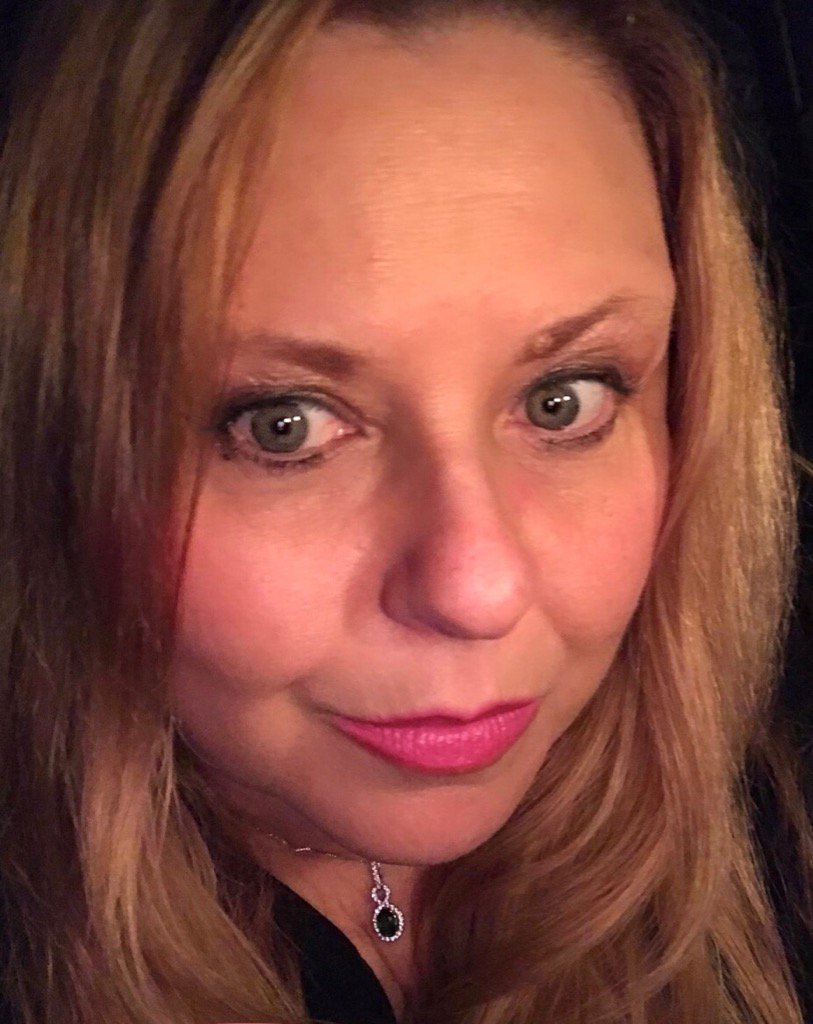 SharonDoylePR's tweet photo. #SharonDoyle #CelebrityJournalist attends #SheRocksAwards #Sharon Doyle #Mrs Diversity2017 https://t.co/Y0zzYWEN2w