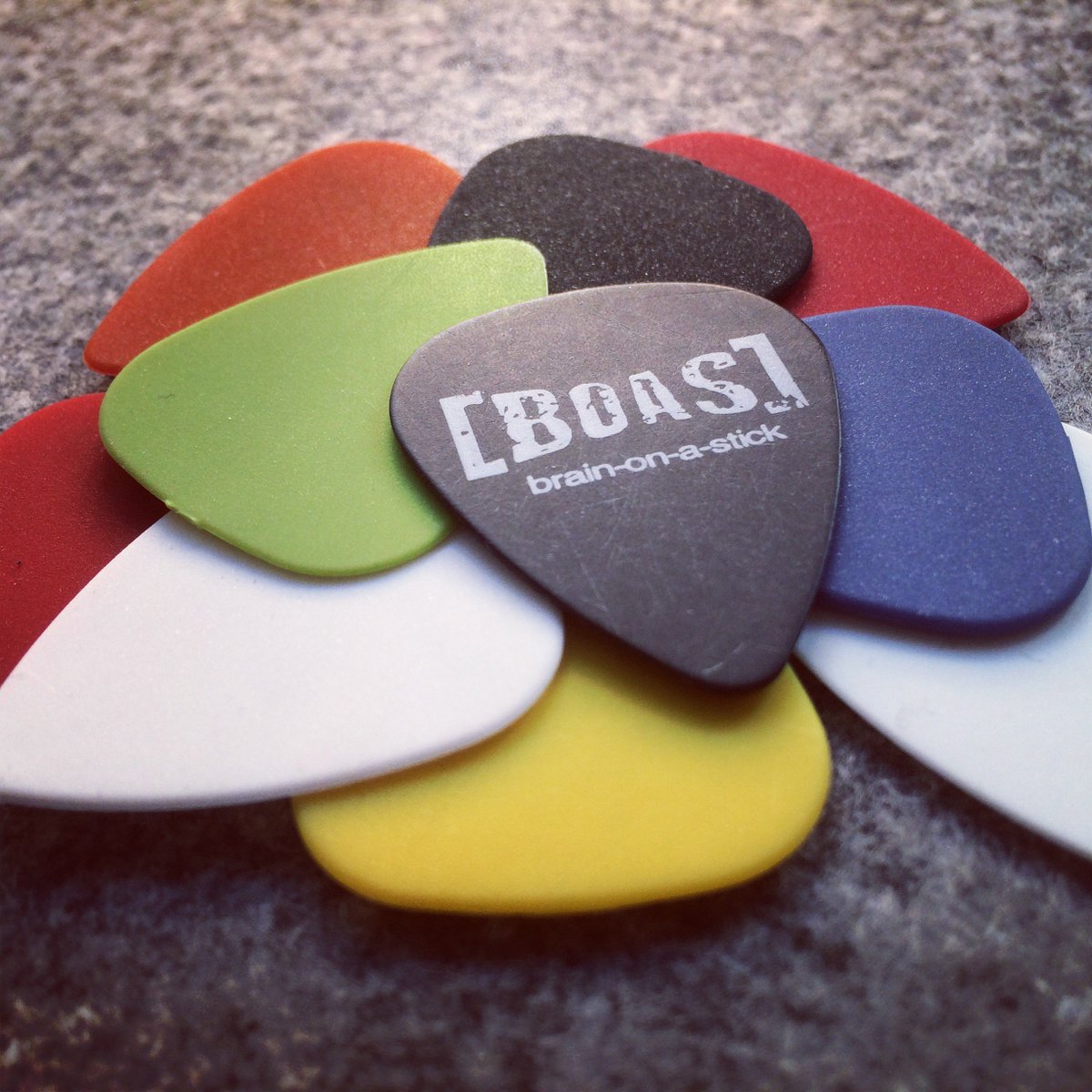 brain-on-a-stick tweet media