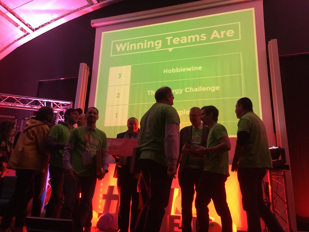 PruvotXavier's tweet photo. Les lauréats du #swamiens 1 #topler 2 #theenergychallenge 3 #hobbiewine @swamiens avec @ENGIEFab https://t.co/mL9M3B2E2l