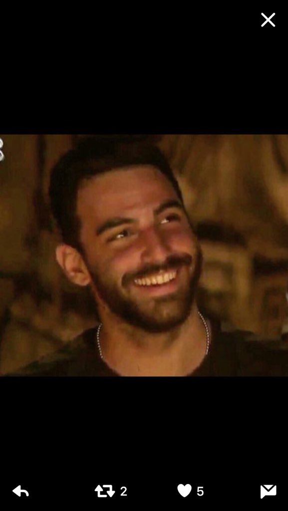 Seni seviyoruz Gururumuzsun EserWest