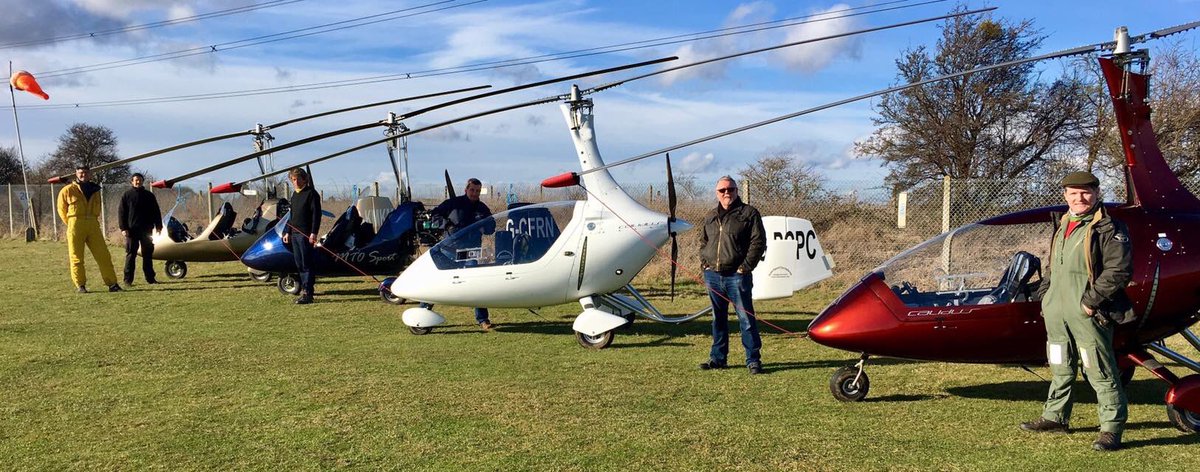 OwenBrooking's tweet photo. Students and ex students fly to Stoke airfield. #gyrocopterlessons #helicopterlessons #autogyro #gyroplane @twotwofly https://t.co/9Jn2UyldBs