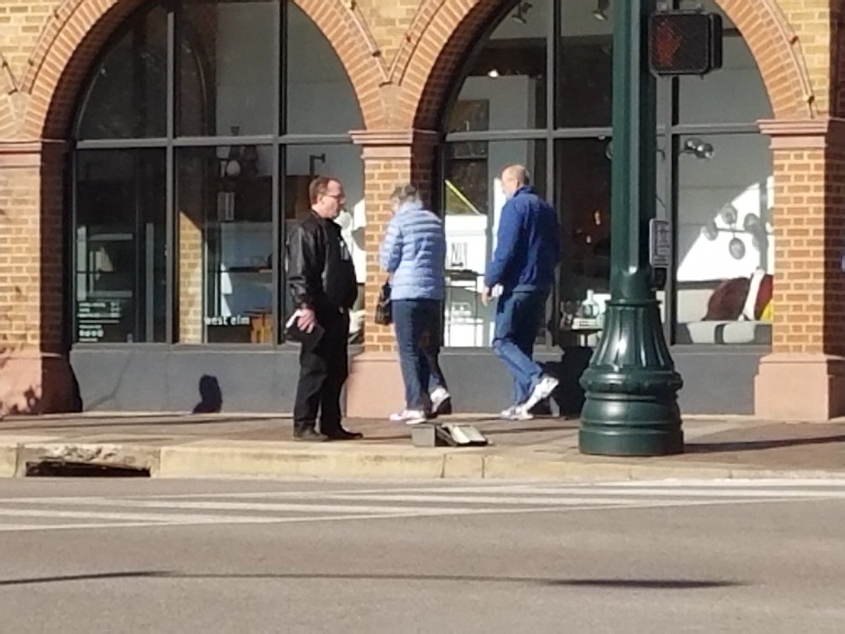 jostolbie's tweet photo. LIVE TO BLESS! #sundaystreetpreaching #streetpreaching #livetobless #fgtogether https://t.co/PtP3zA50U2